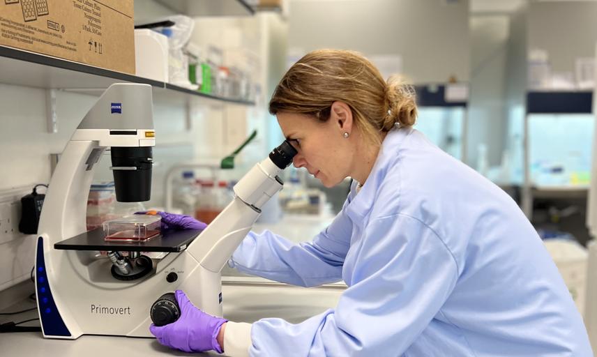 Professor Esther Becker working in the lab.