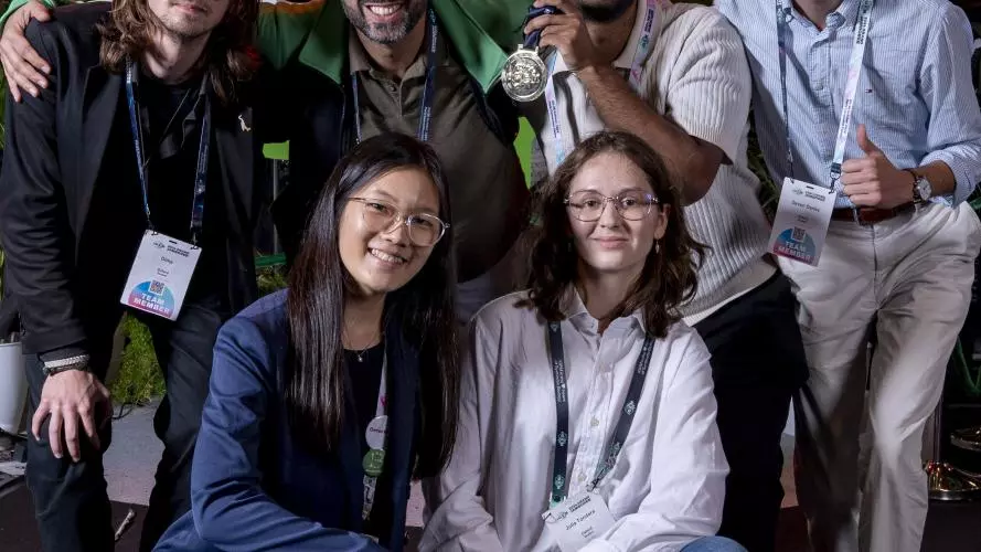 Photo of the winning team