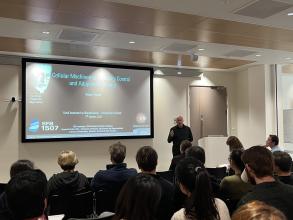 Robert Tampe giving his lecture